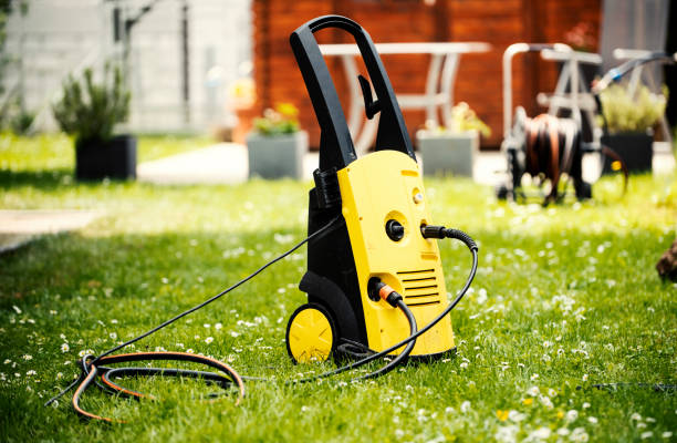 Best Gutter Cleaning and Brightening in Spring Valley, NY